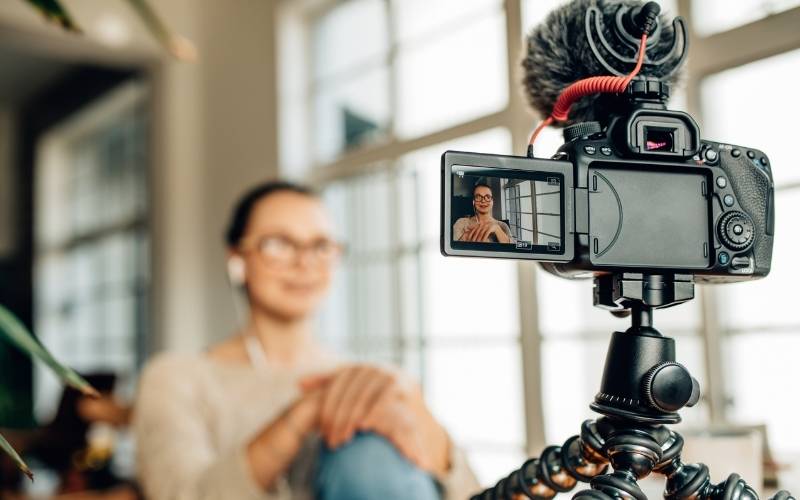 9 Consejos para conseguir más clientes para tu restaurante a través de las redes sociales 2 utilizar principalmente el video para compartir tu contenido